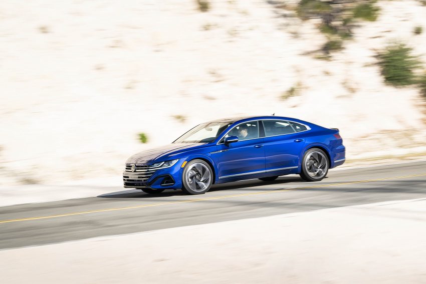 2022 Volkswagen Arteon - US version - Front Three-Quarter Wallpaper 850x567 #11