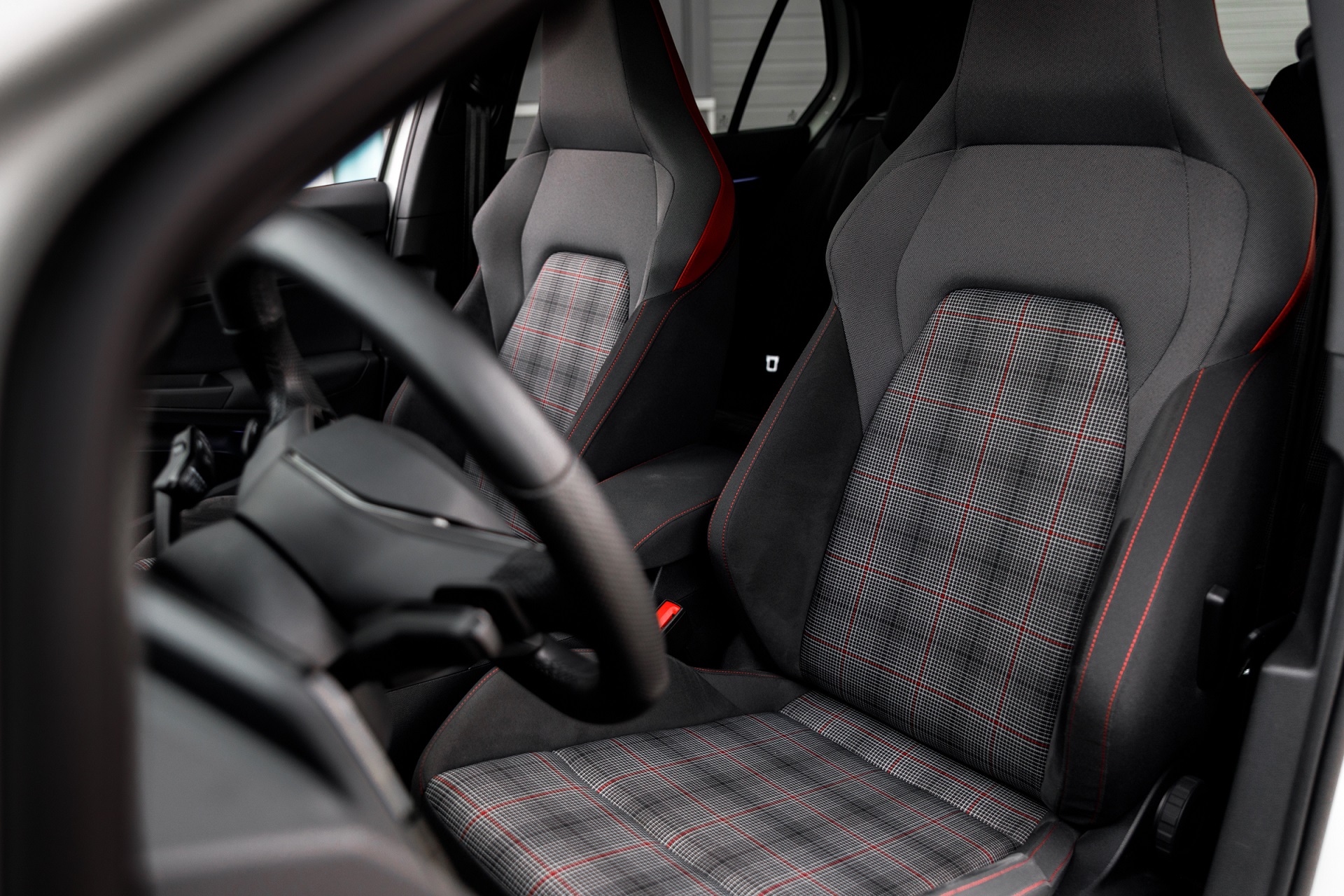 Download 2022 Volkswagen Arteon - US version - Interior, Front Seats HD Wallpaper 1920x1280 #46