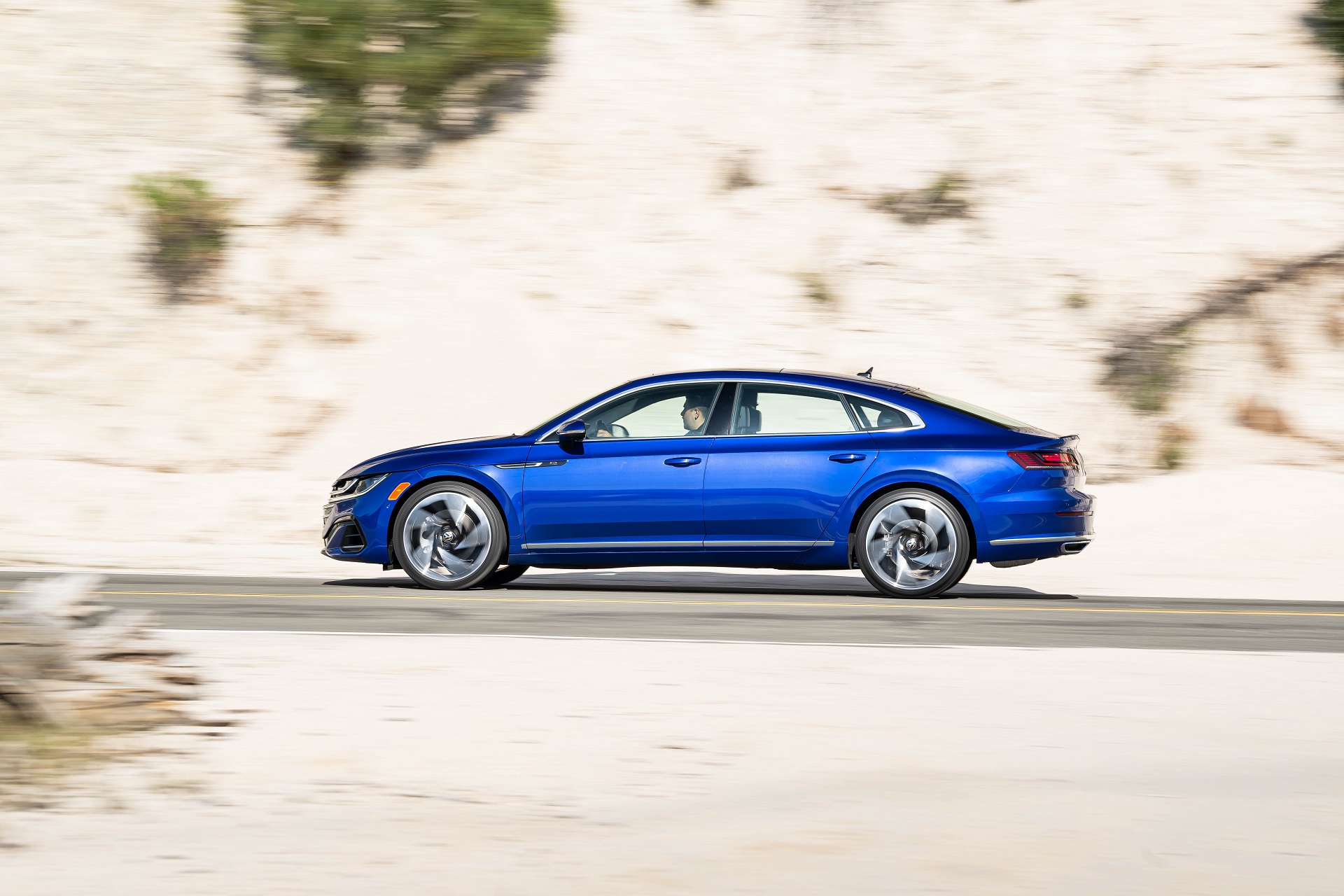 Download 2022 Volkswagen Arteon - US version - Side HD Wallpaper 1920x1280 #14