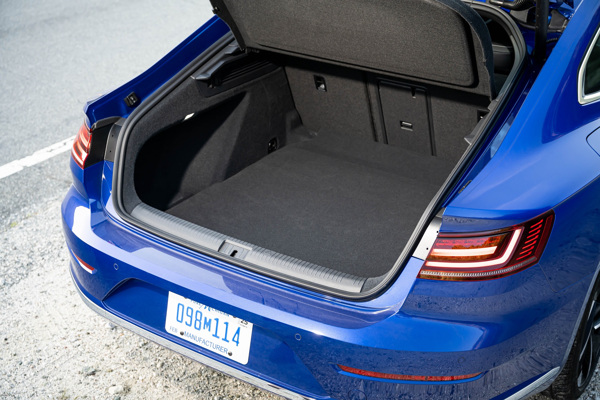 Download 2022 Volkswagen Arteon - US version - Trunk HD Wallpaper 1920x1280 #36