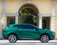 2023 Alfa Romeo Tonale Ti - Side Wallpaper 190x150
