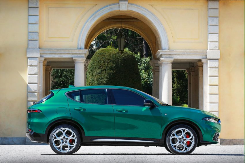2023 Alfa Romeo Tonale Ti - Side Wallpaper 850x567 #14