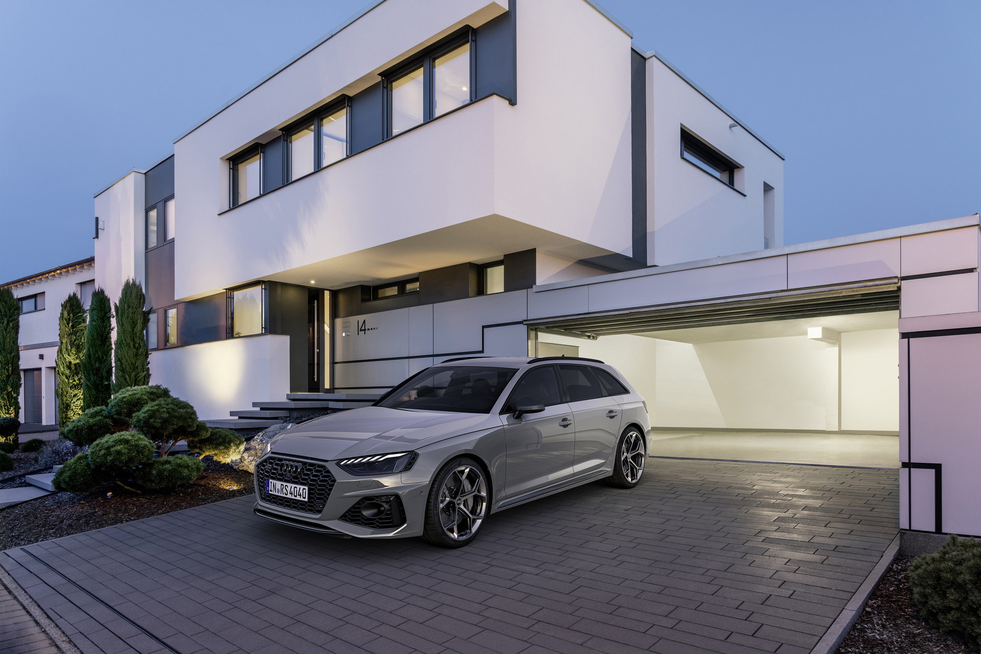 Download 2023 Audi RS4 Avant Competition Plus - Front Three-Quarter HD Wallpaper 1920x1280 #9