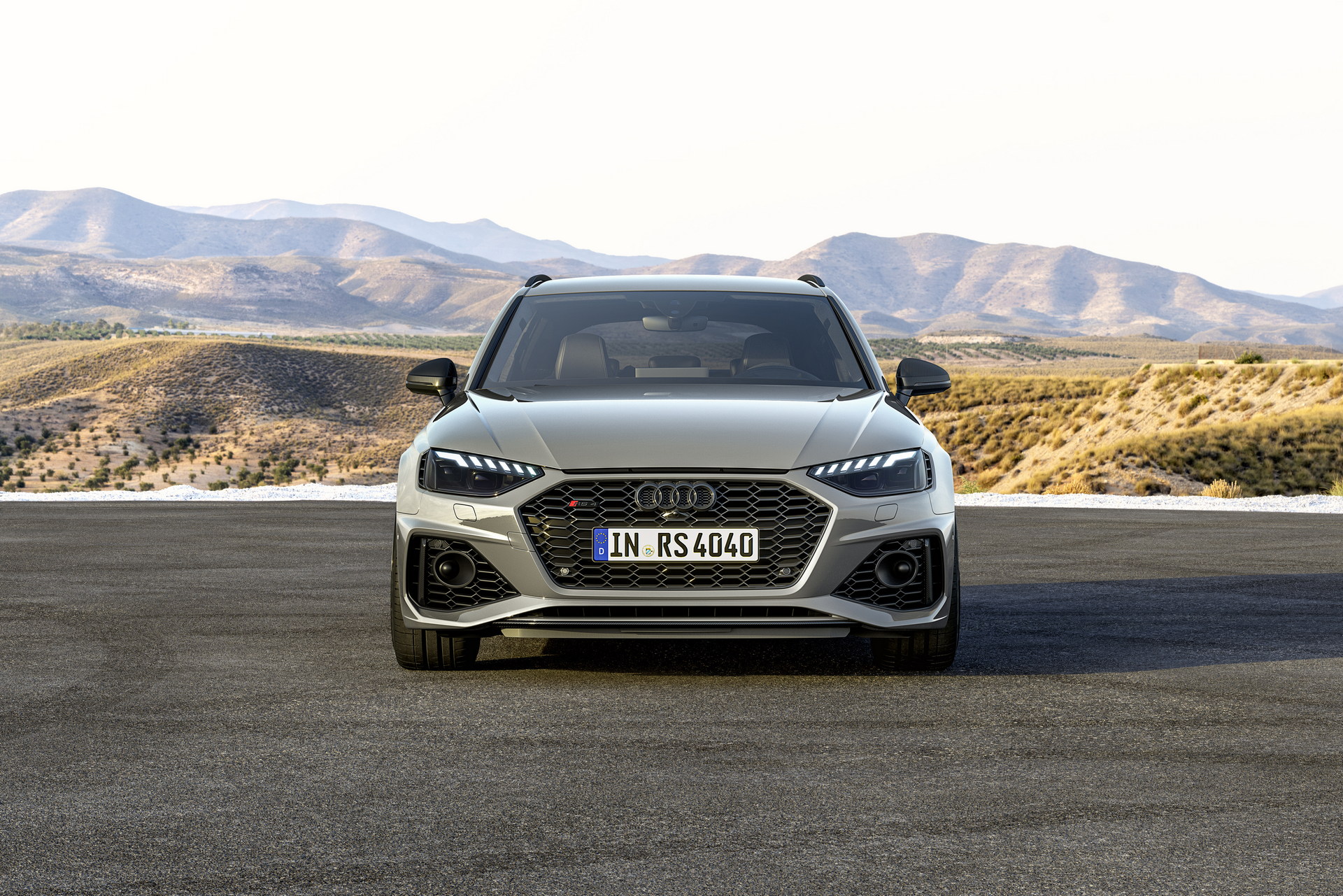 Download 2023 Audi RS4 Avant Competition Plus - Front HD Wallpaper 1920x1281 #18