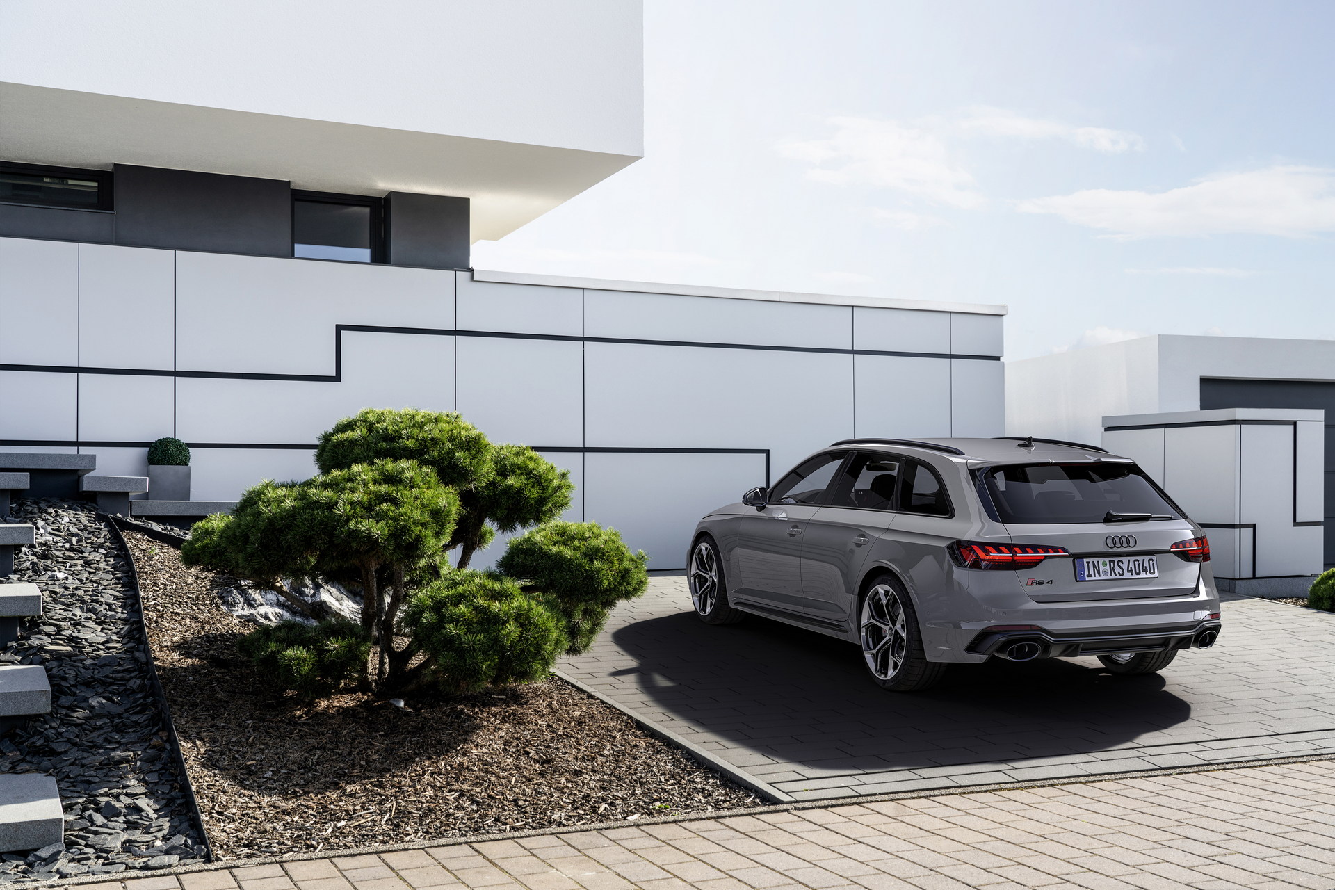 Download 2023 Audi RS4 Avant Competition Plus - Rear HD Wallpaper 1920x1280 #12