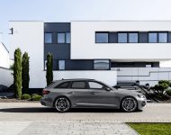 2023 Audi RS4 Avant Competition Plus - Side Wallpaper 190x150