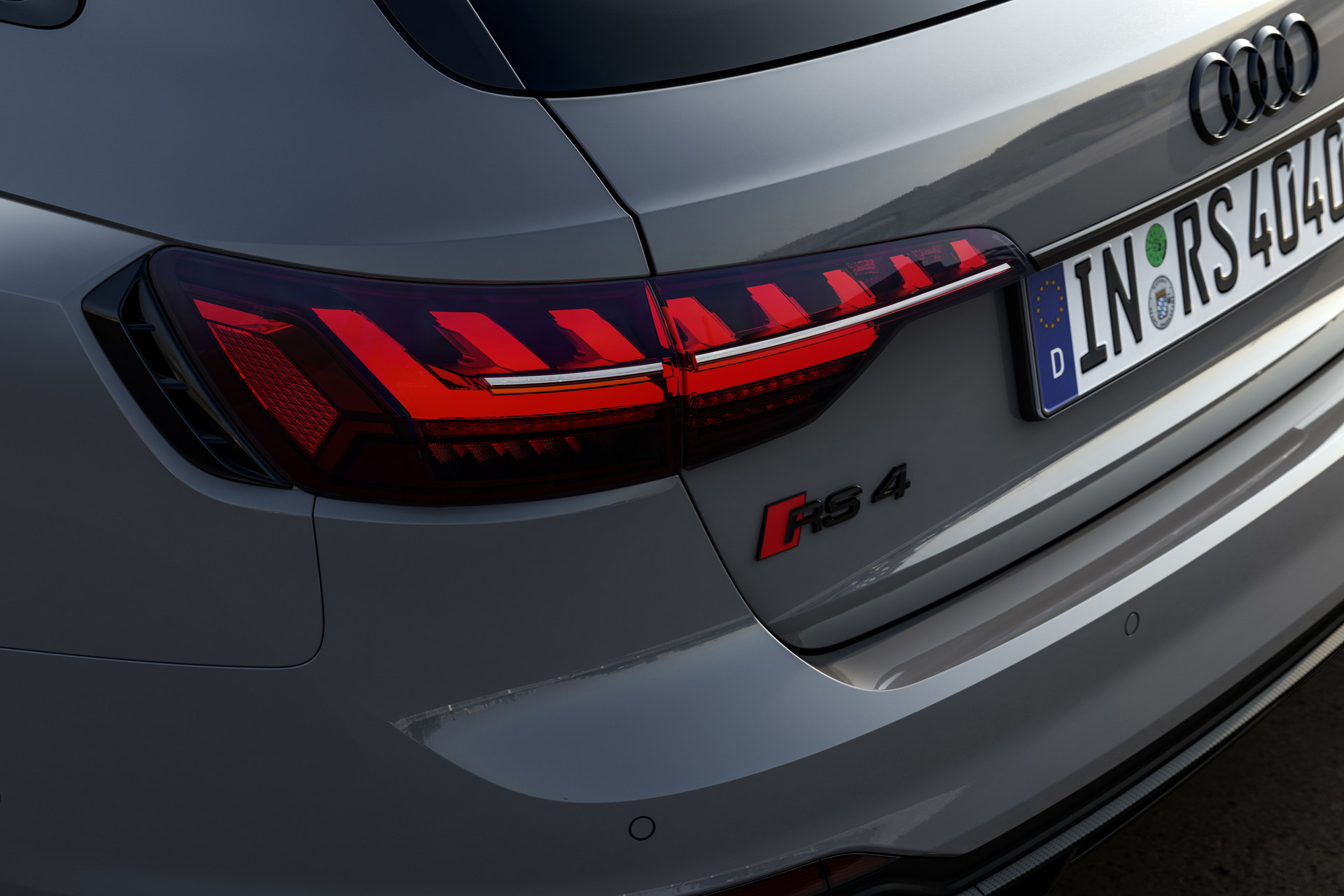 Download 2023 Audi RS4 Avant Competition Plus - Tail Light HD Wallpaper 1920x1280 #32