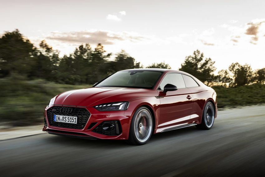 2023 Audi RS5 Coupé Competition Plus - Front Three-Quarter Wallpaper 850x567 #2