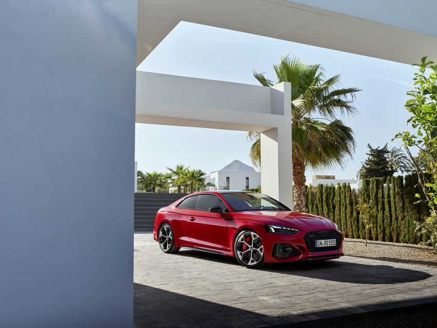 2023 Audi RS5 Coupé Competition Plus - Front Three-Quarter Wallpaper 850x638 #47