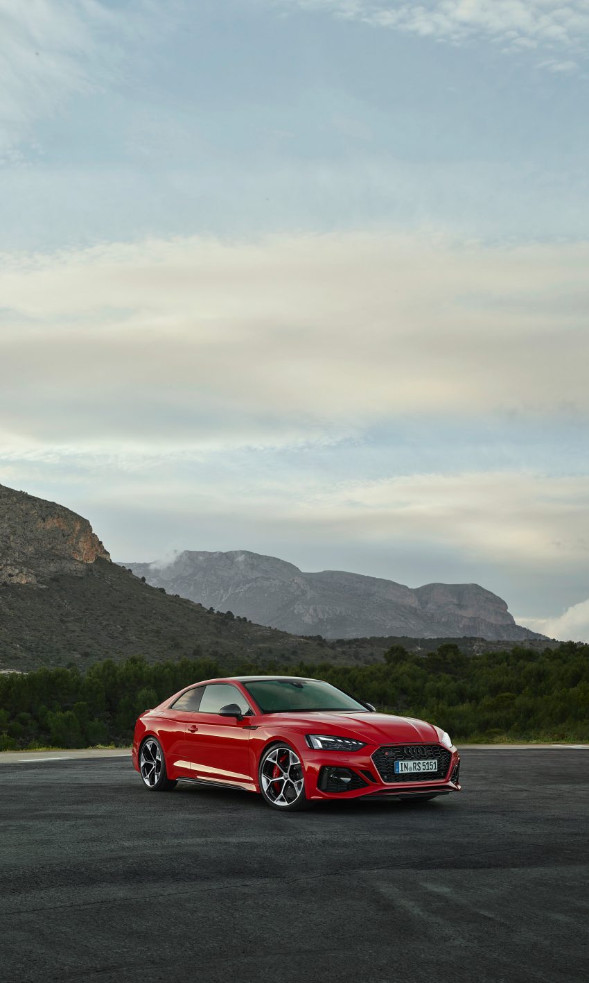 2023 Audi RS5 Coupé Competition Plus - Front Three-Quarter Phone Wallpaper 850x1417 #32