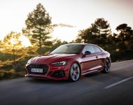 2023 Audi RS5 Coupé Competition Plus - Front Three-Quarter Wallpaper 190x150