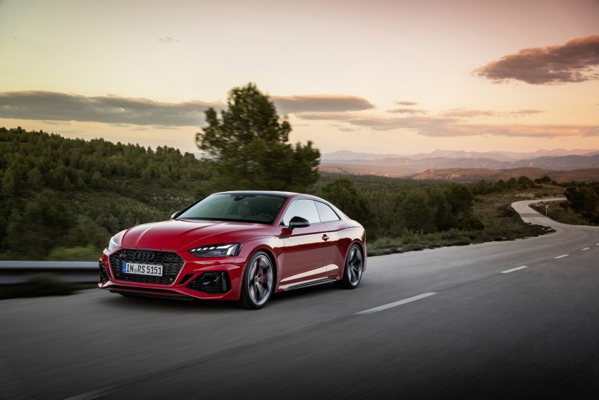 2023 Audi RS5 Coupé Competition Plus - Front Three-Quarter Wallpaper 850x567 #5