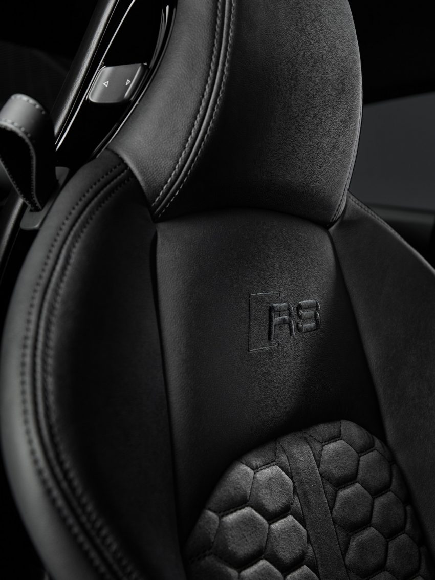 2023 Audi RS5 Coupé Competition Plus - Interior, Seats Phone Wallpaper 850x1133 #103