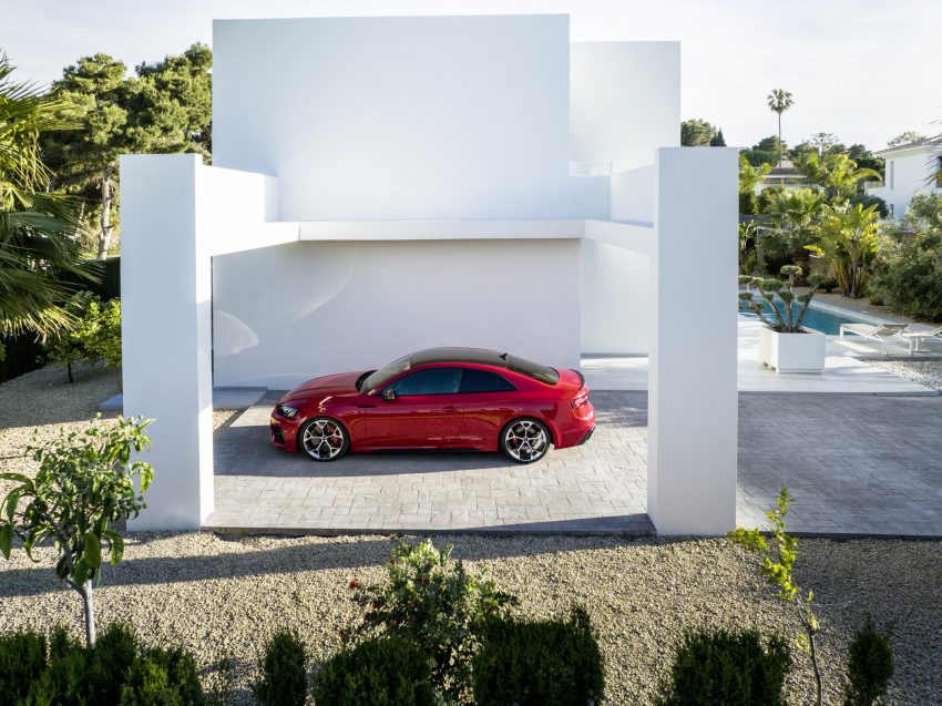 2023 Audi RS5 Coupé Competition Plus - Side Wallpaper 850x637 #61