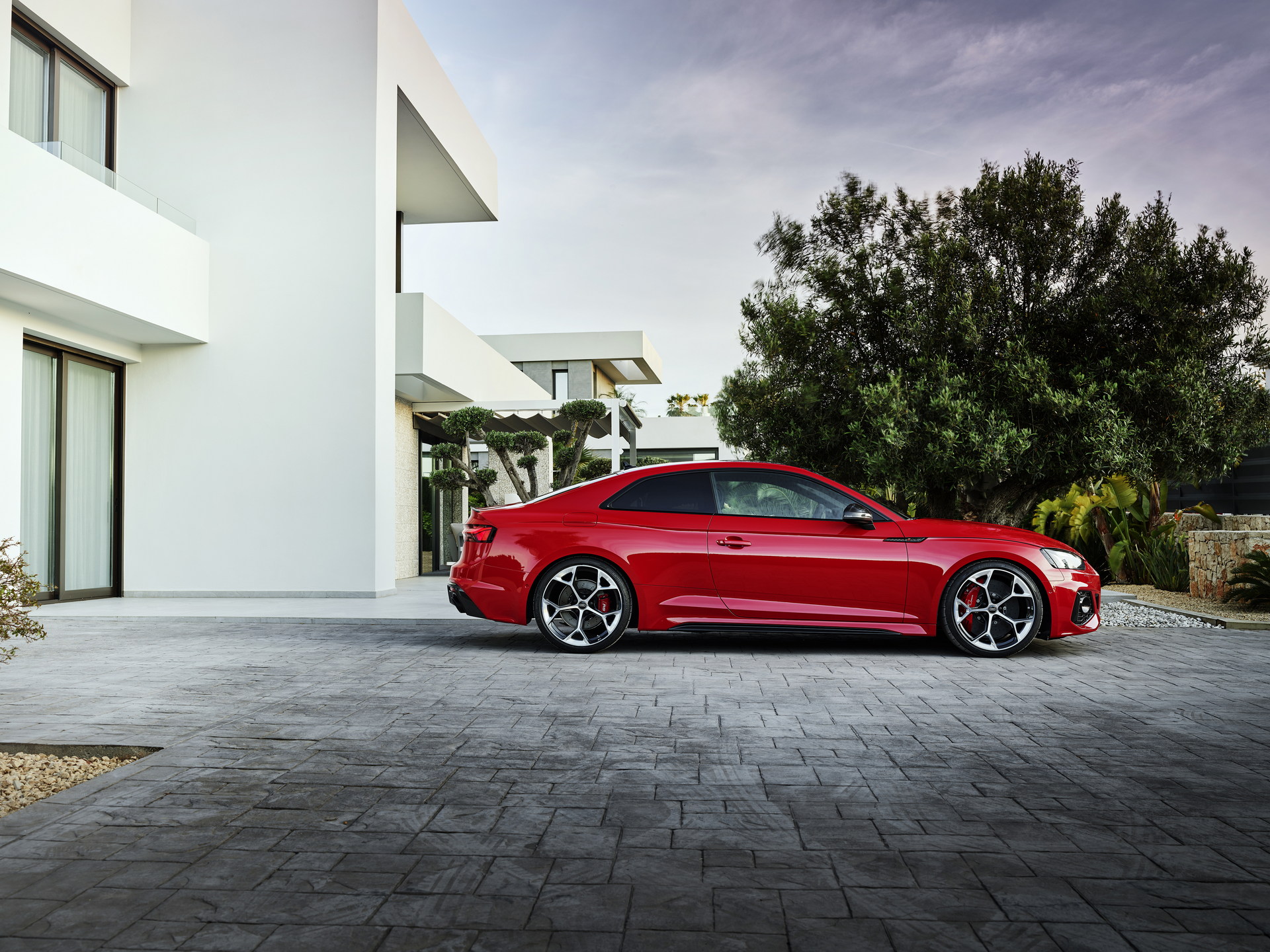 Download 2023 Audi RS5 Coupé Competition Plus - Side HD Wallpaper 1920x1440 #57