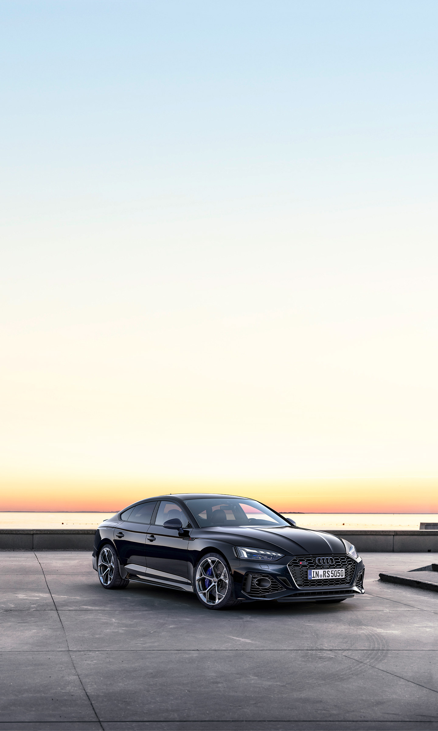 Download 2023 Audi RS5 Sportback Competition Plus - Front Three-Quarter HD Phone Wallpaper 1440x2400 #8