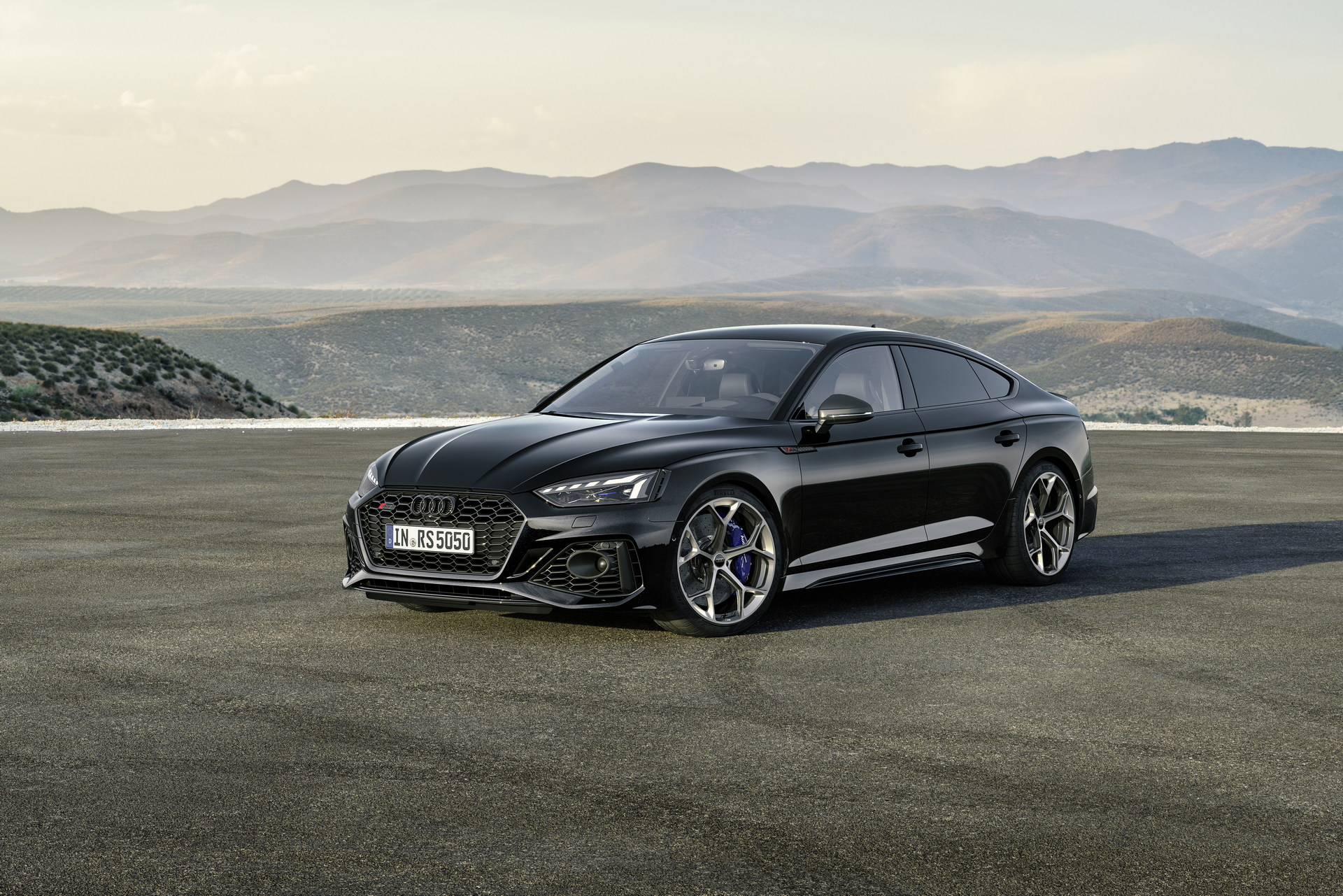 Download 2023 Audi RS5 Sportback Competition Plus - Front Three-Quarter HD Wallpaper 1920x1281 #17