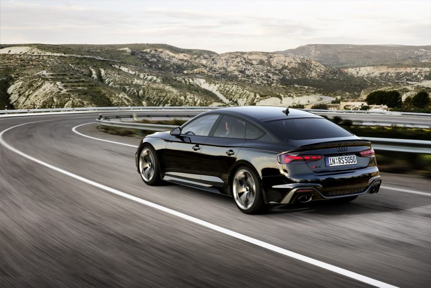 2023 Audi RS5 Sportback Competition Plus - Rear Three-Quarter Wallpaper 850x567 #3