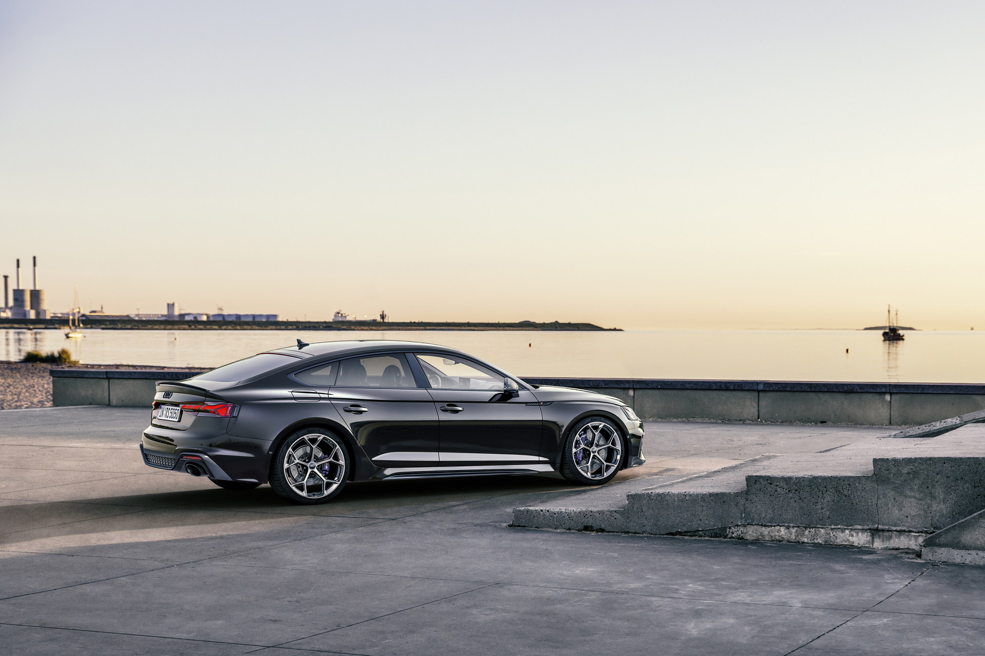 Download 2023 Audi RS5 Sportback Competition Plus - Side HD Wallpaper 1920x1280 #15