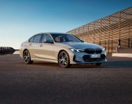 2023 BMW 3-Series Sedan - Front Three-Quarter Wallpaper 190x150