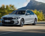 2023 BMW 3-Series Sedan - Front Three-Quarter Wallpaper 190x150