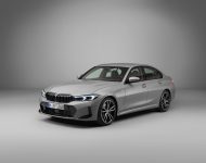 2023 BMW 3-Series Sedan - Front Three-Quarter Wallpaper 190x150