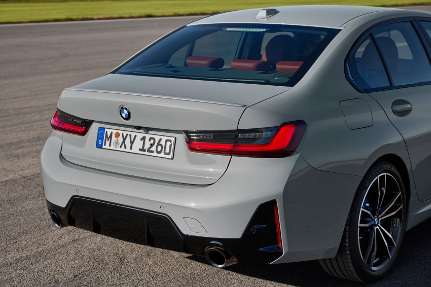 2023 BMW 3-Series Sedan - Rear Wallpaper 850x566 #34