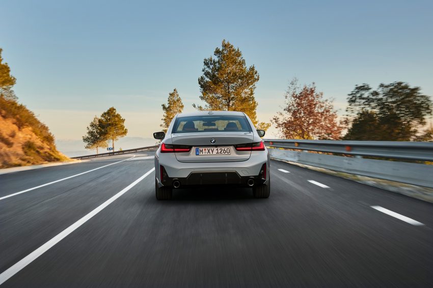 2023 BMW 3-Series Sedan - Rear Wallpaper 850x566 #8