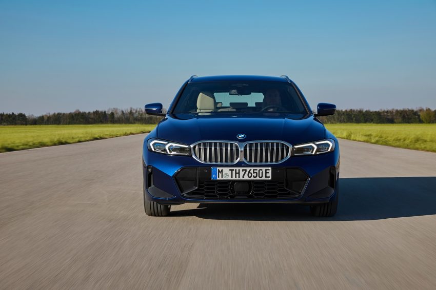 2023 BMW 3-Series Touring - Front Wallpaper 850x566 #12