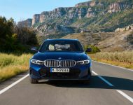 2023 BMW 3-Series Touring - Front Wallpaper 190x150