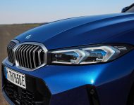 2023 BMW 3-Series Touring - Headlight Wallpaper 190x150