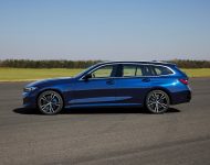 2023 BMW 3-Series Touring - Side Wallpaper 190x150