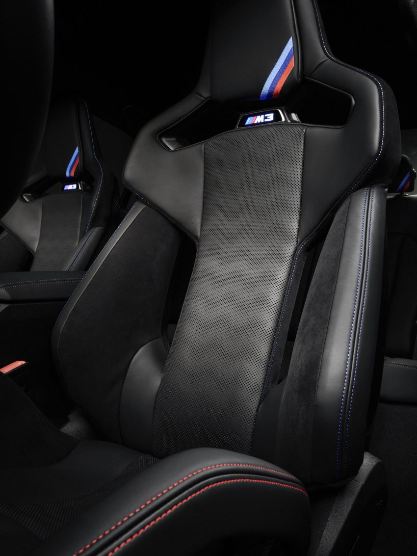 2023 BMW M3 50 Jahre BMW M Edition - Interior, Front Seats Phone Wallpaper 850x1133 #16