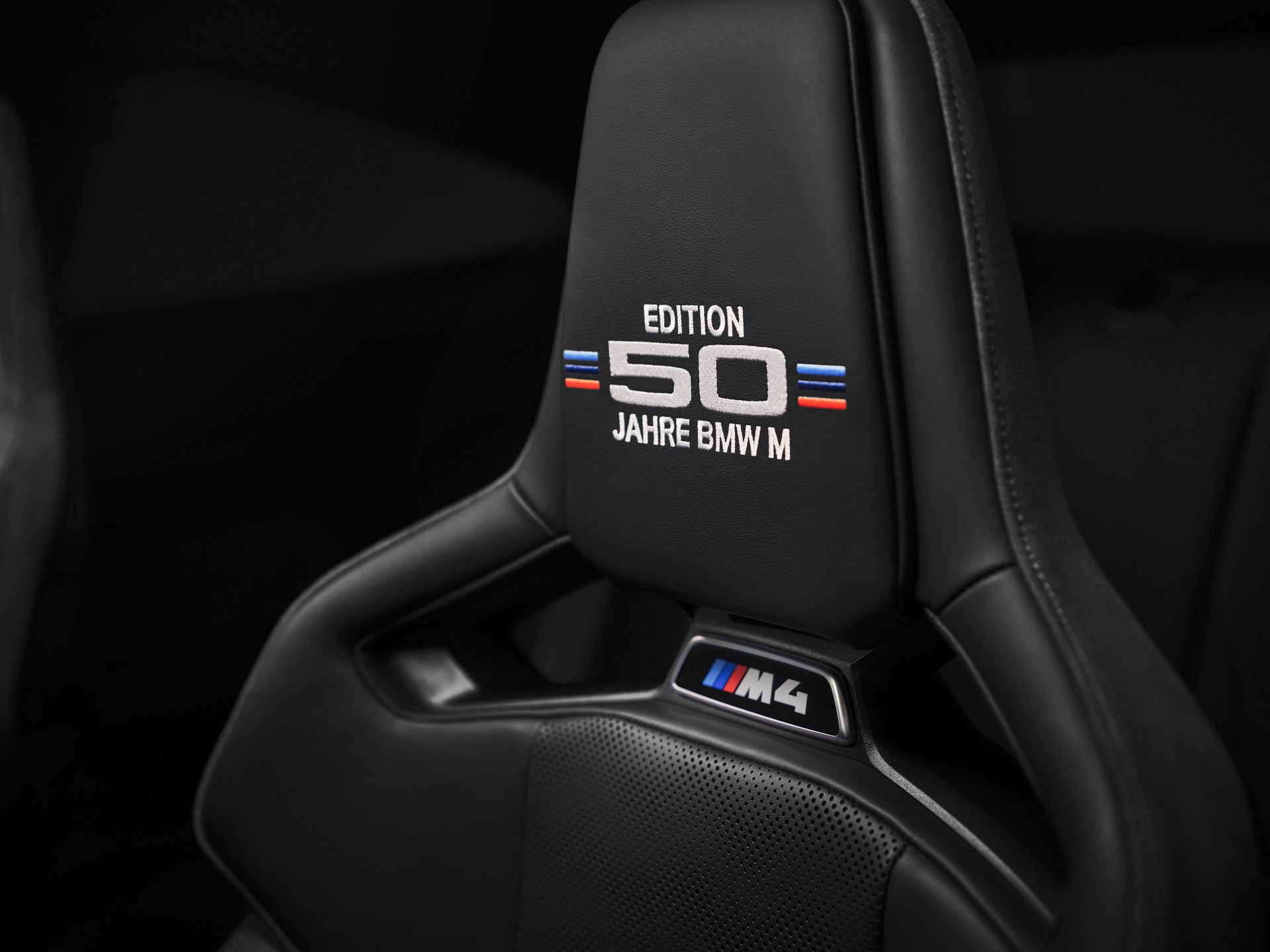 Download 2023 BMW M4 50 Jahre BMW M Edition - Interior, Seats HD Wallpaper 1920x1440 #14