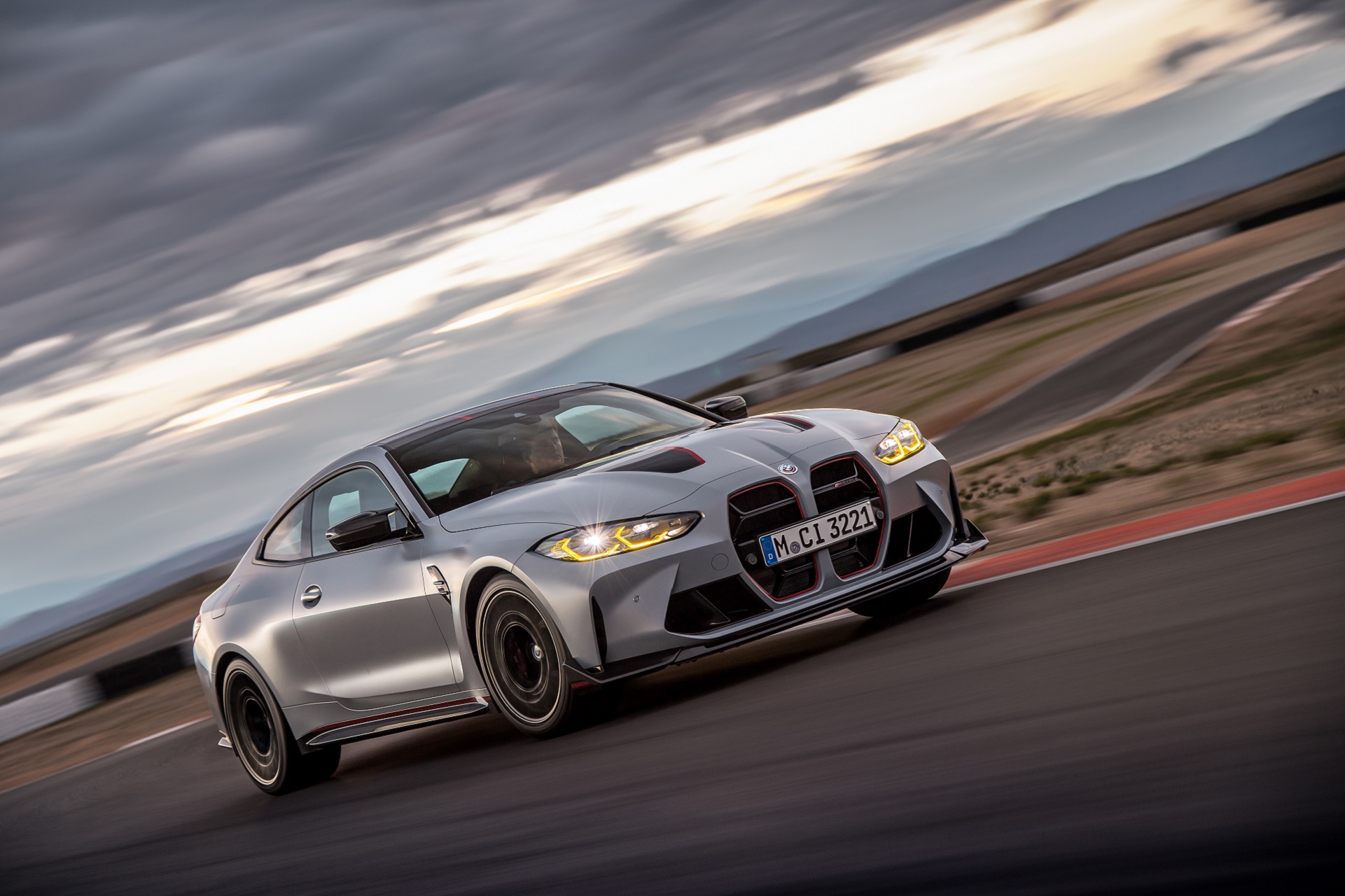 Download 2023 BMW M4 CSL - Front Three-Quarter HD Wallpaper 1921x1280 #35