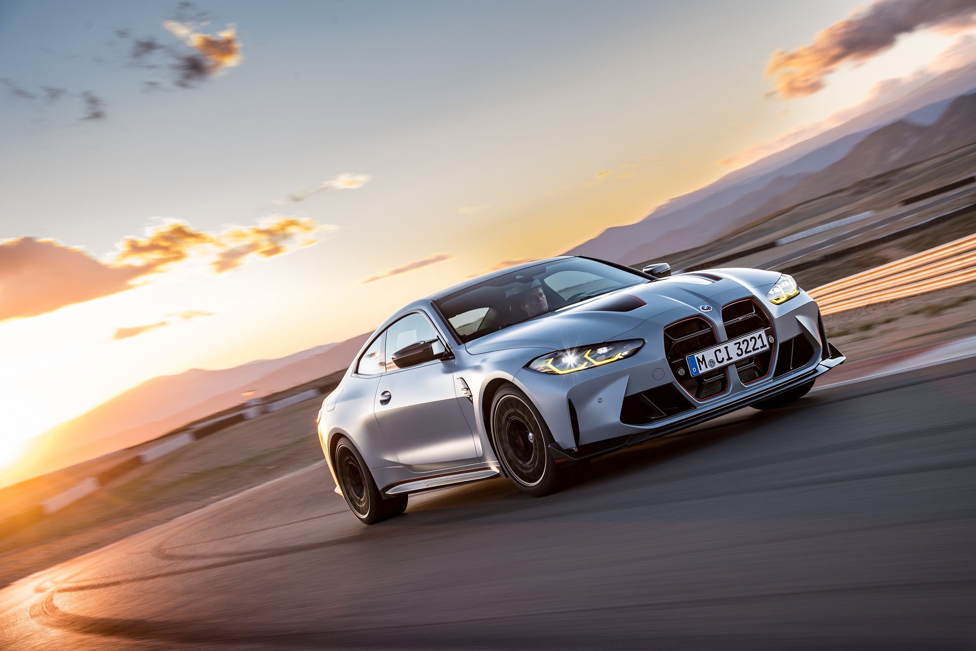 Download 2023 BMW M4 CSL - Front Three-Quarter HD Wallpaper 1920x1280 #60