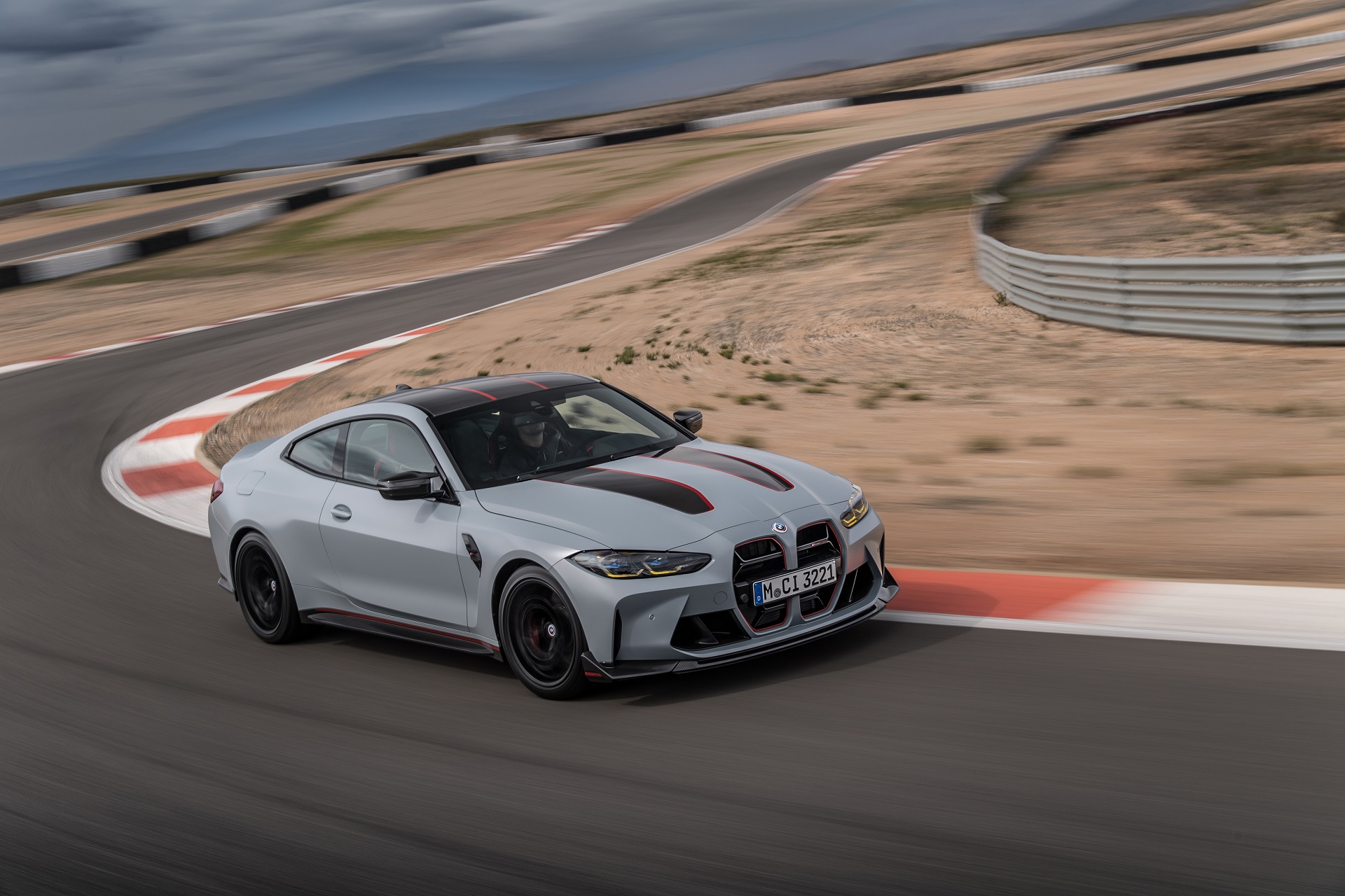 Download 2023 BMW M4 CSL - Front Three-Quarter HD Wallpaper 1920x1280 #40