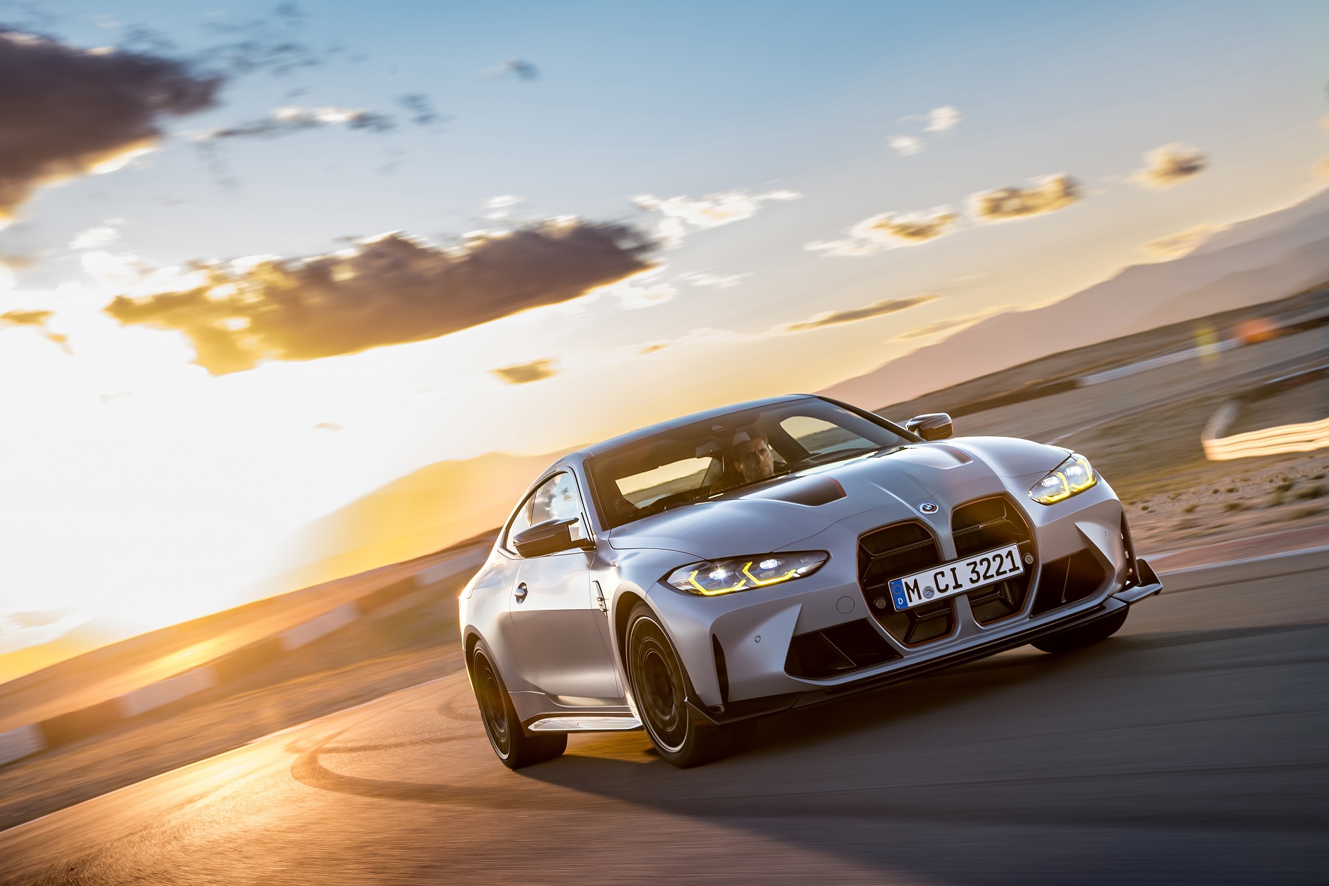 Download 2023 BMW M4 CSL - Front Three-Quarter HD Wallpaper 1920x1280 #53