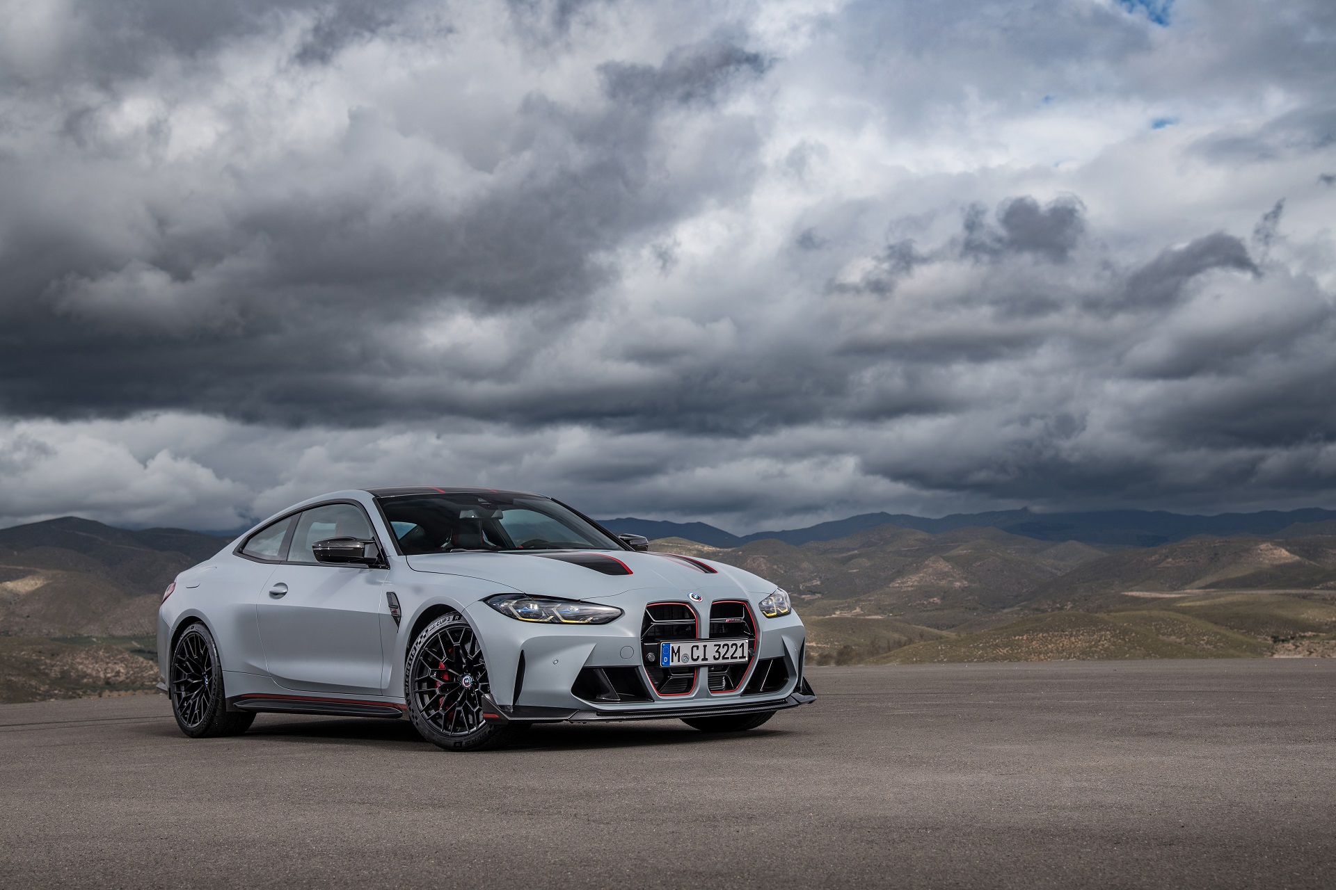 Download 2023 BMW M4 CSL - Front Three-Quarter HD Wallpaper 1920x1280 #96