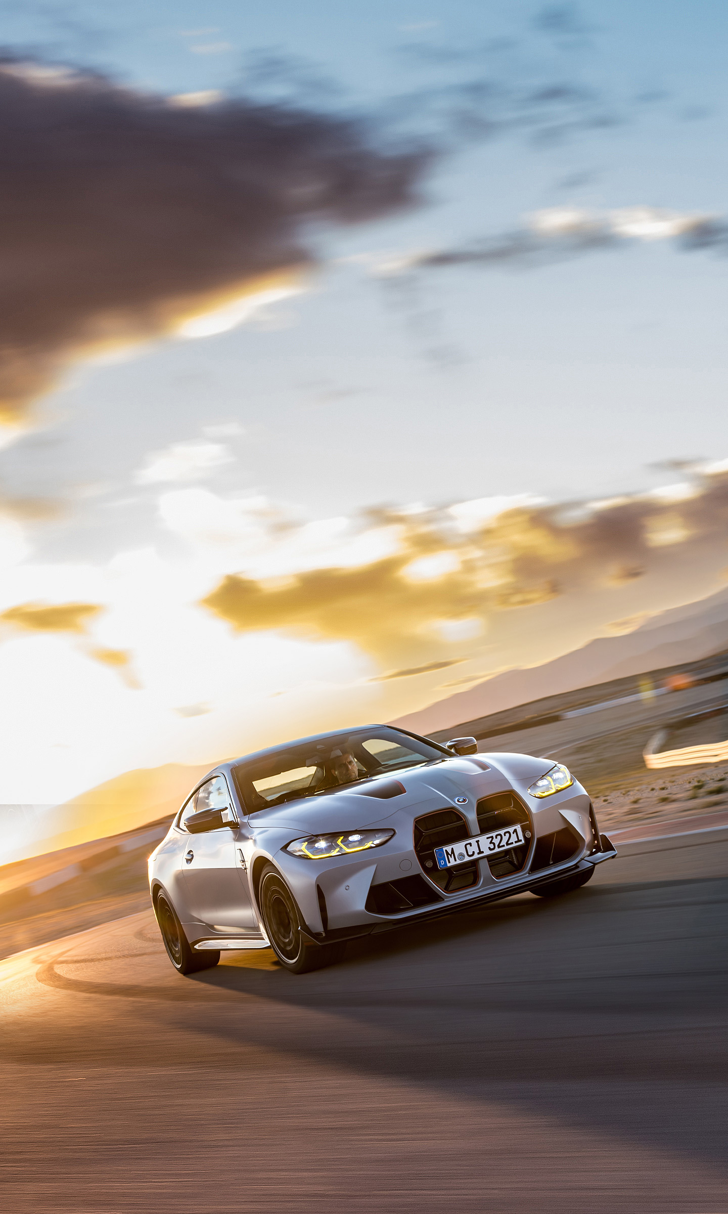 Download 2023 BMW M4 CSL - Front Three-Quarter HD Phone Wallpaper 1440x2400 #54