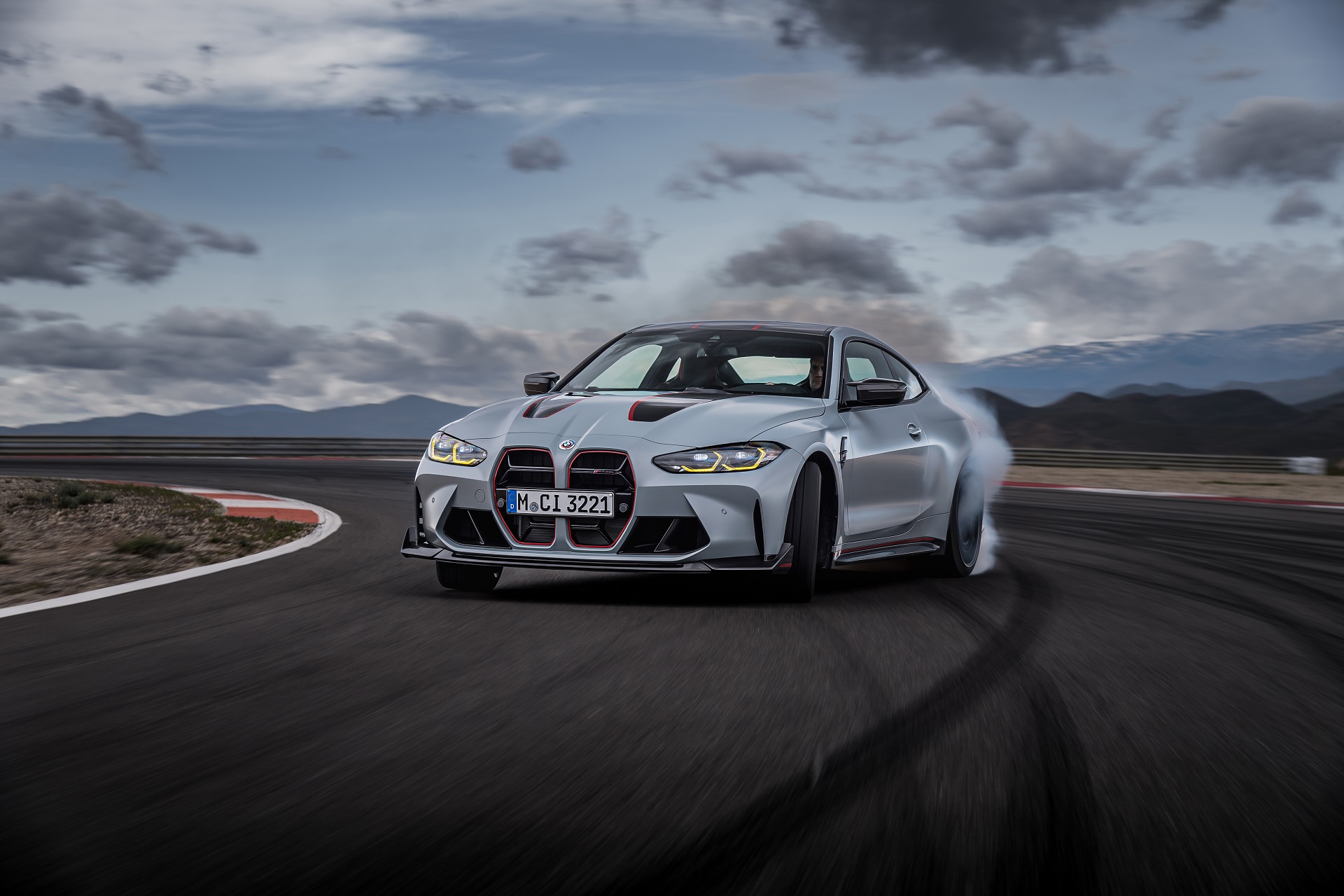 Download 2023 BMW M4 CSL - Front Three-Quarter HD Wallpaper 1920x1280 #55