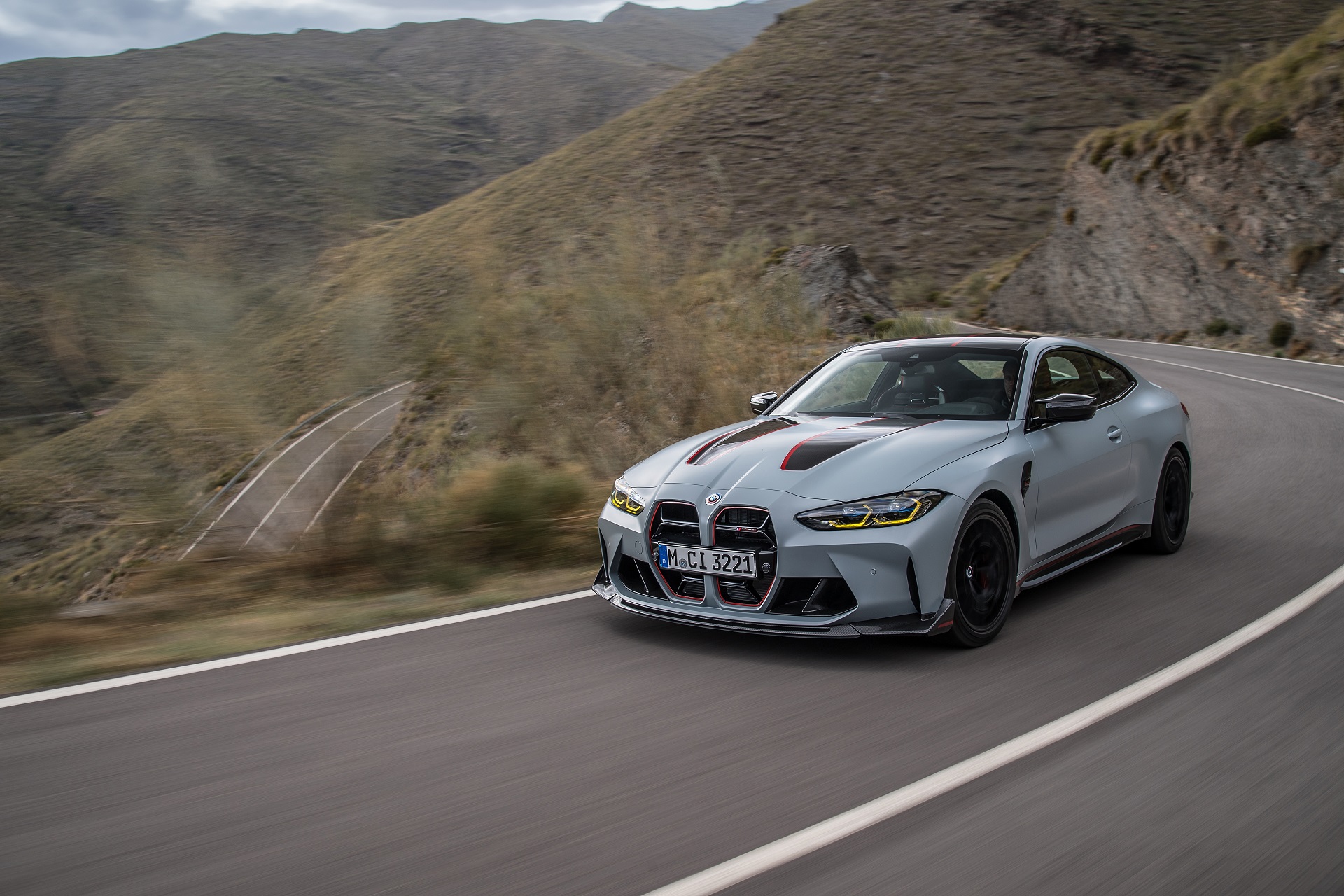 Download 2023 BMW M4 CSL - Front Three-Quarter HD Wallpaper 1920x1280 #6