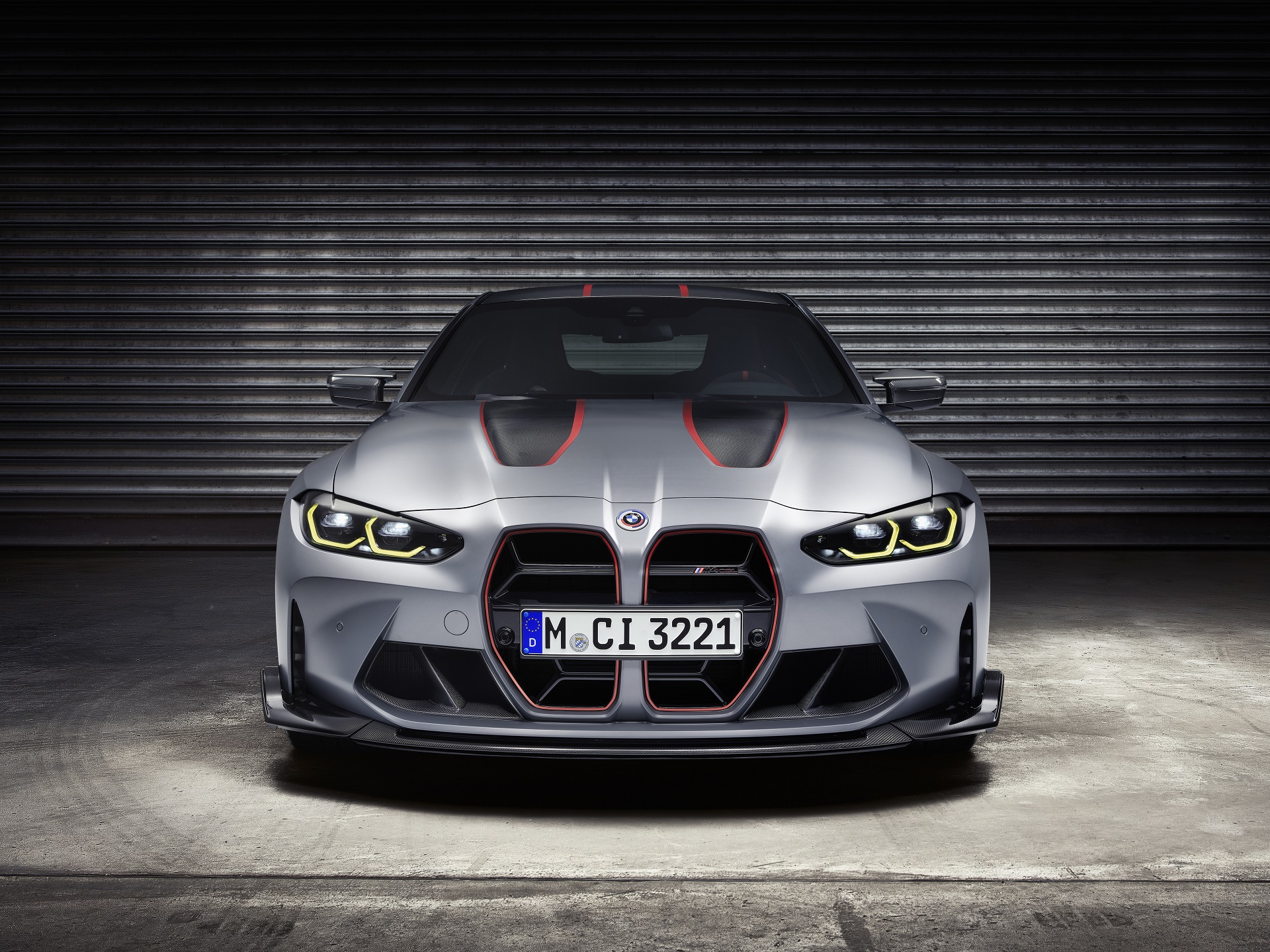 Download 2023 BMW M4 CSL - Front HD Wallpaper 1920x1440 #101