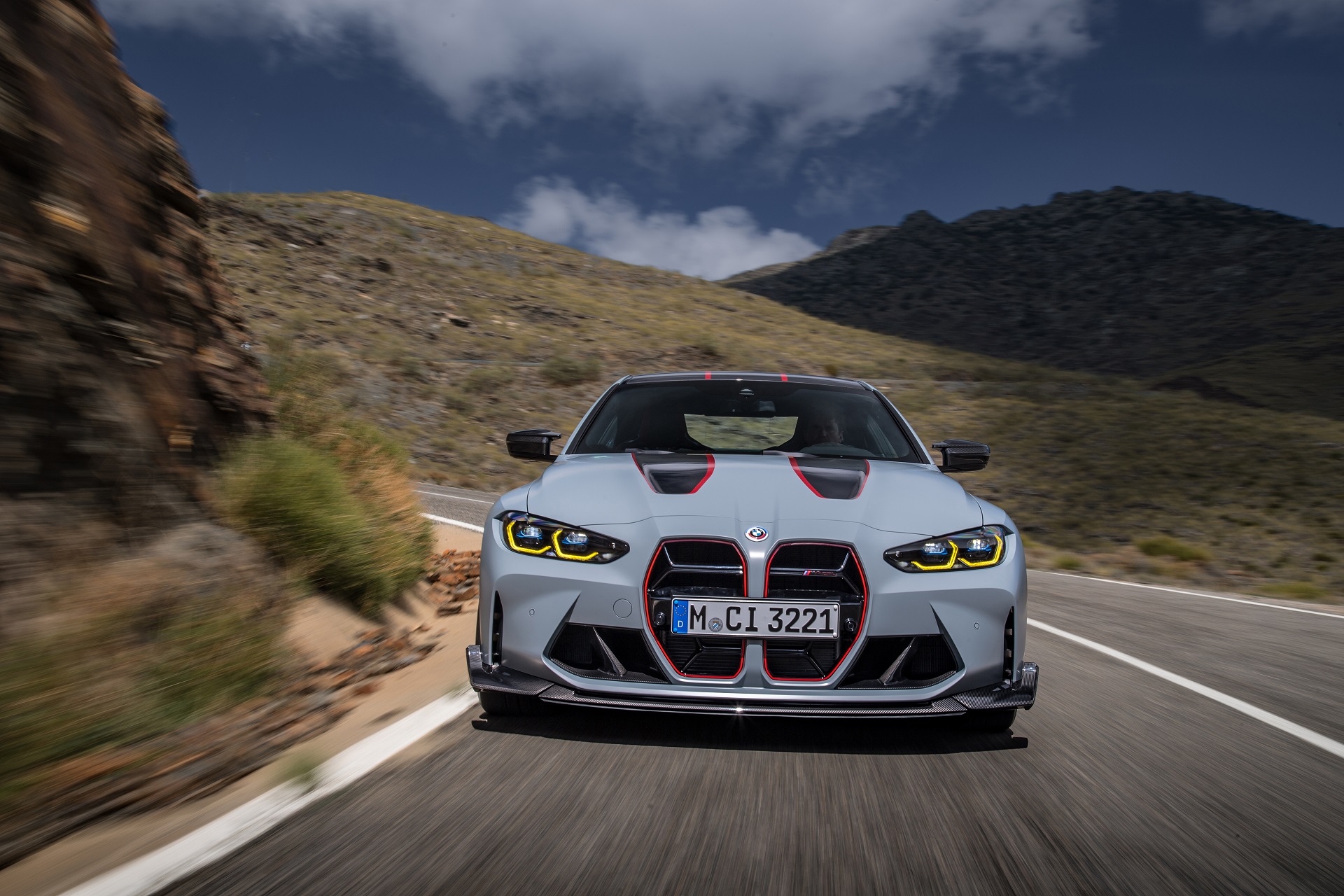 Download 2023 BMW M4 CSL - Front HD Wallpaper 1920x1280 #21