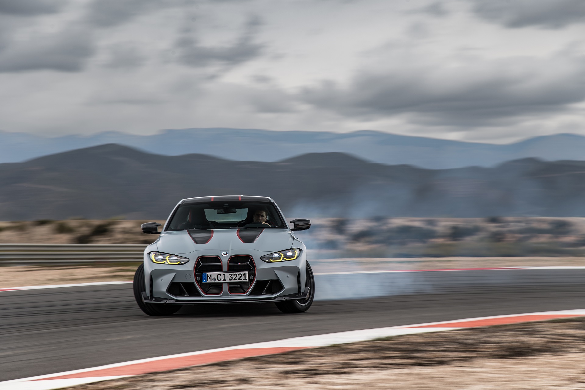 Download 2023 BMW M4 CSL - Front HD Wallpaper 1920x1280 #44