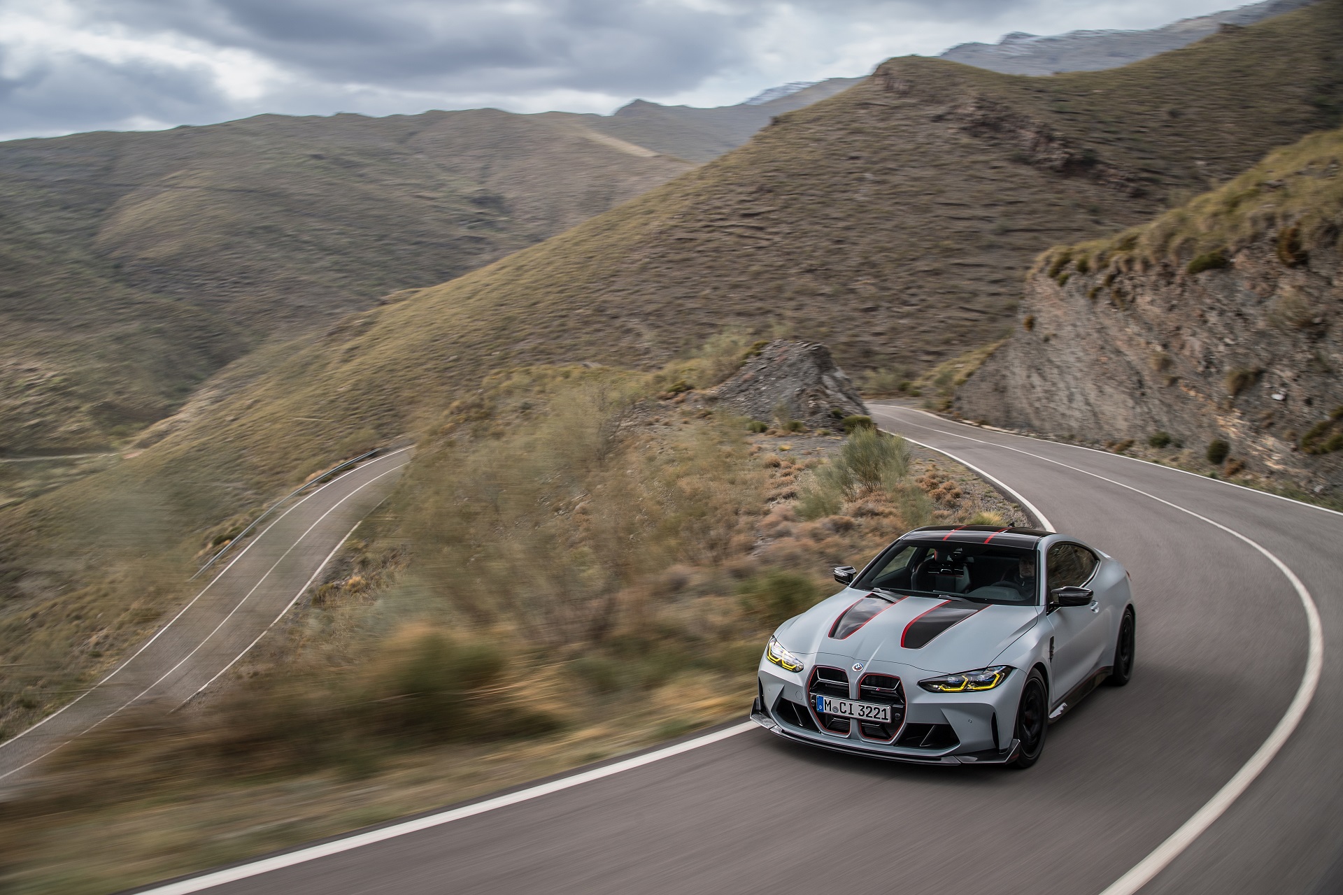 Download 2023 BMW M4 CSL - Front HD Wallpaper 1920x1280 #8