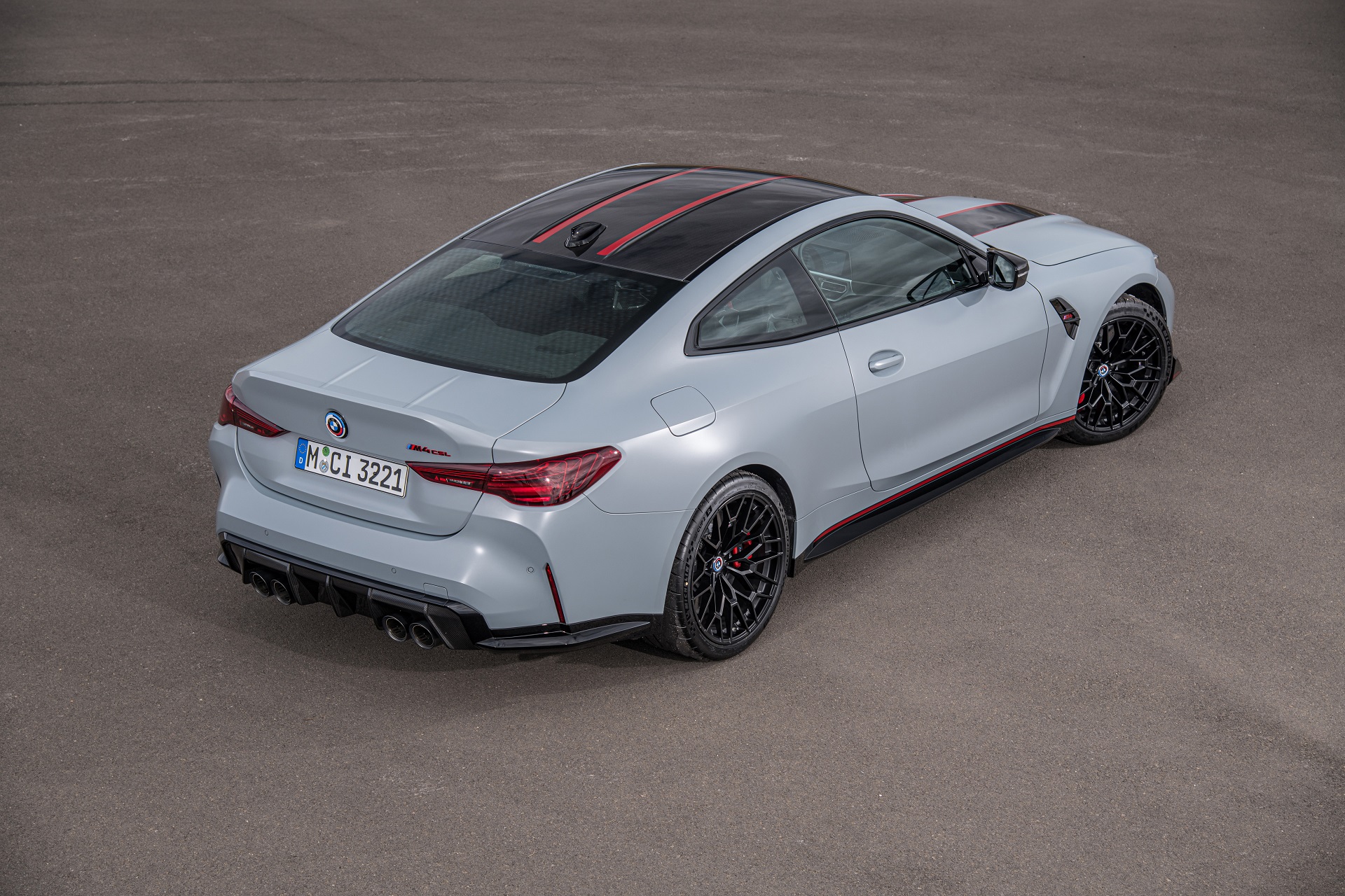 Download 2023 BMW M4 CSL - Rear Three-Quarter HD Wallpaper 1920x1280 #88
