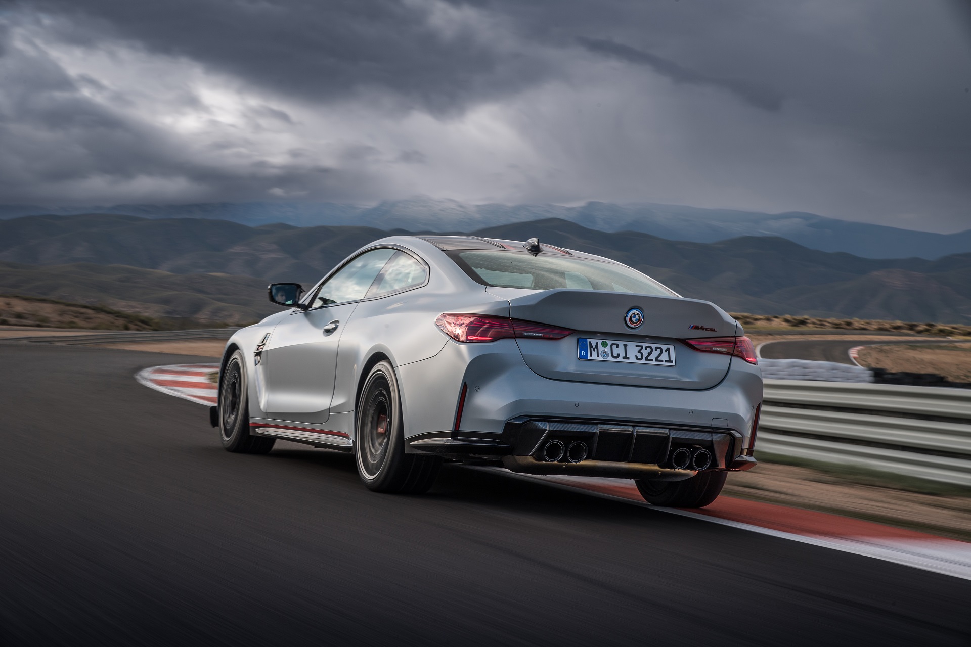 Download 2023 BMW M4 CSL - Rear Three-Quarter HD Wallpaper 1920x1280 #67