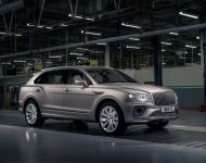 2023 Bentley Bentayga EWB Azure First Edition - Front Three-Quarter Wallpaper 190x150