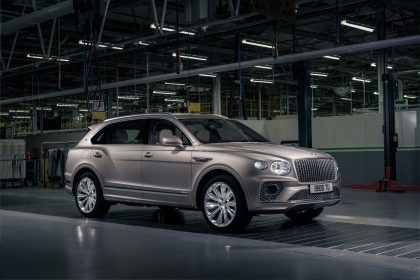 Download 2023 Bentley Bentayga EWB Azure First Edition HD Wallpapers and Backgrounds